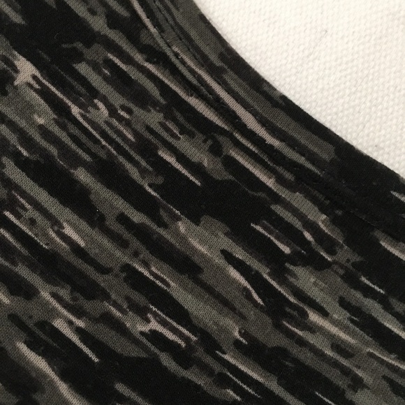 Lularoe High/low hem dress with pockets - Picture 7 of 9